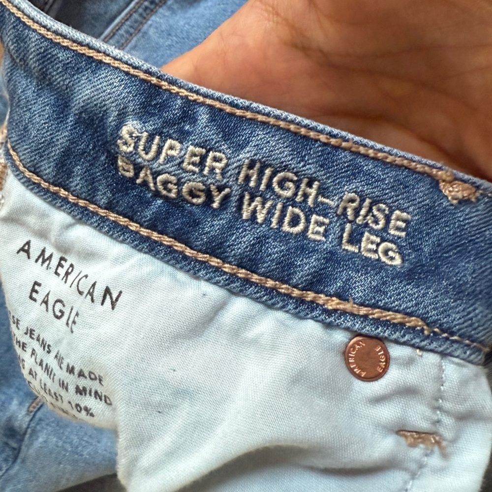 American Eagle High Rise Baggy Wide Leg Jean and Top Bundle - Picture 5 of 11